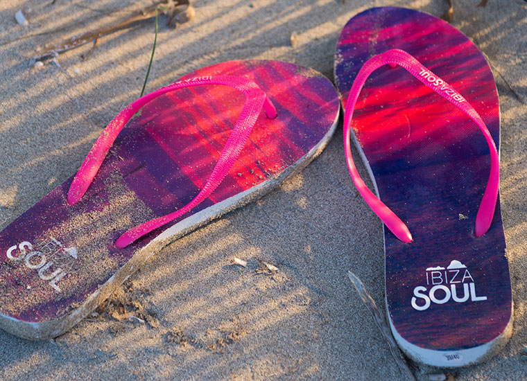 soul flip flops